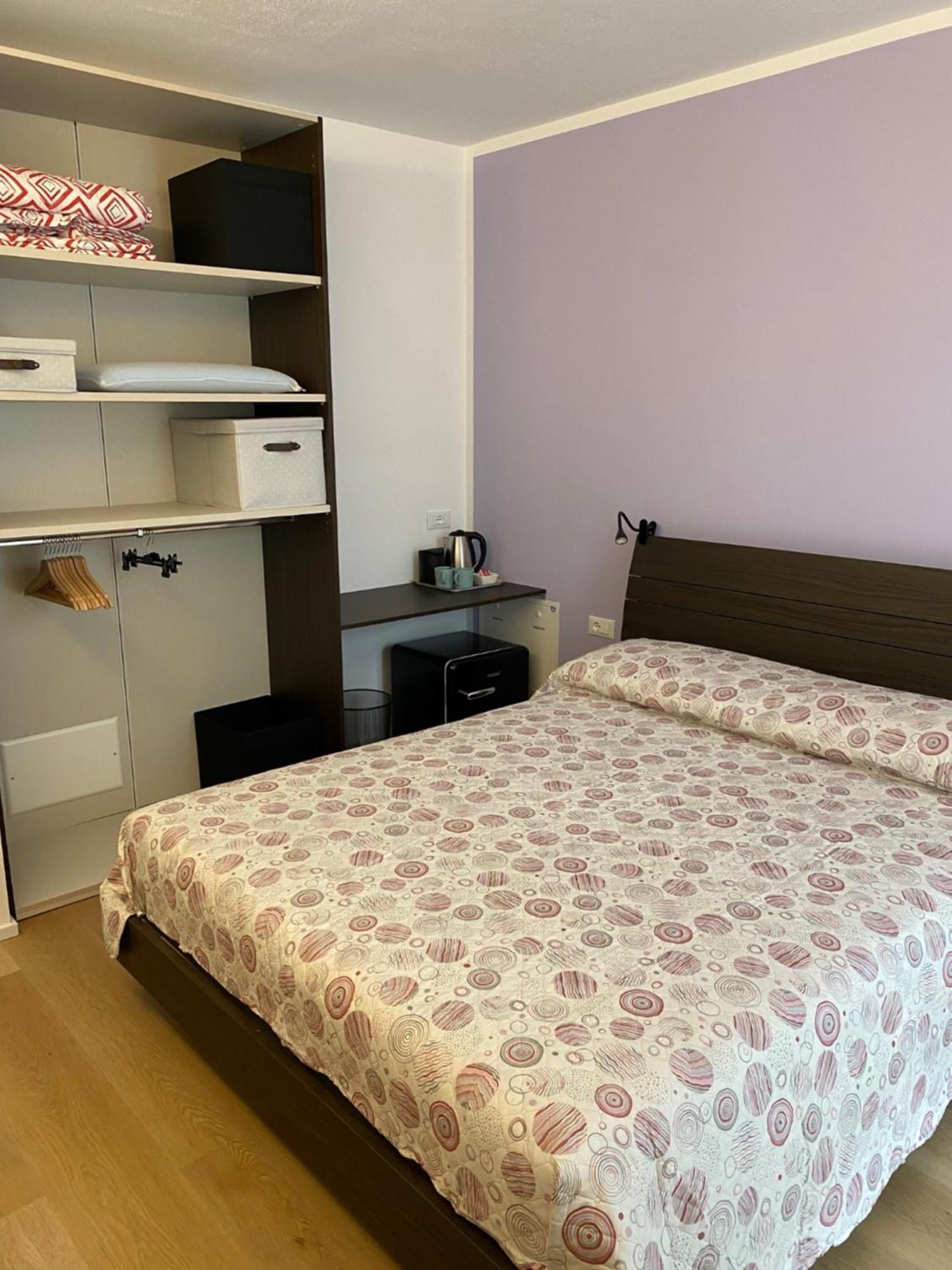 Bed and Breakfast Lotus Garda Riva del Garda Esterno foto
