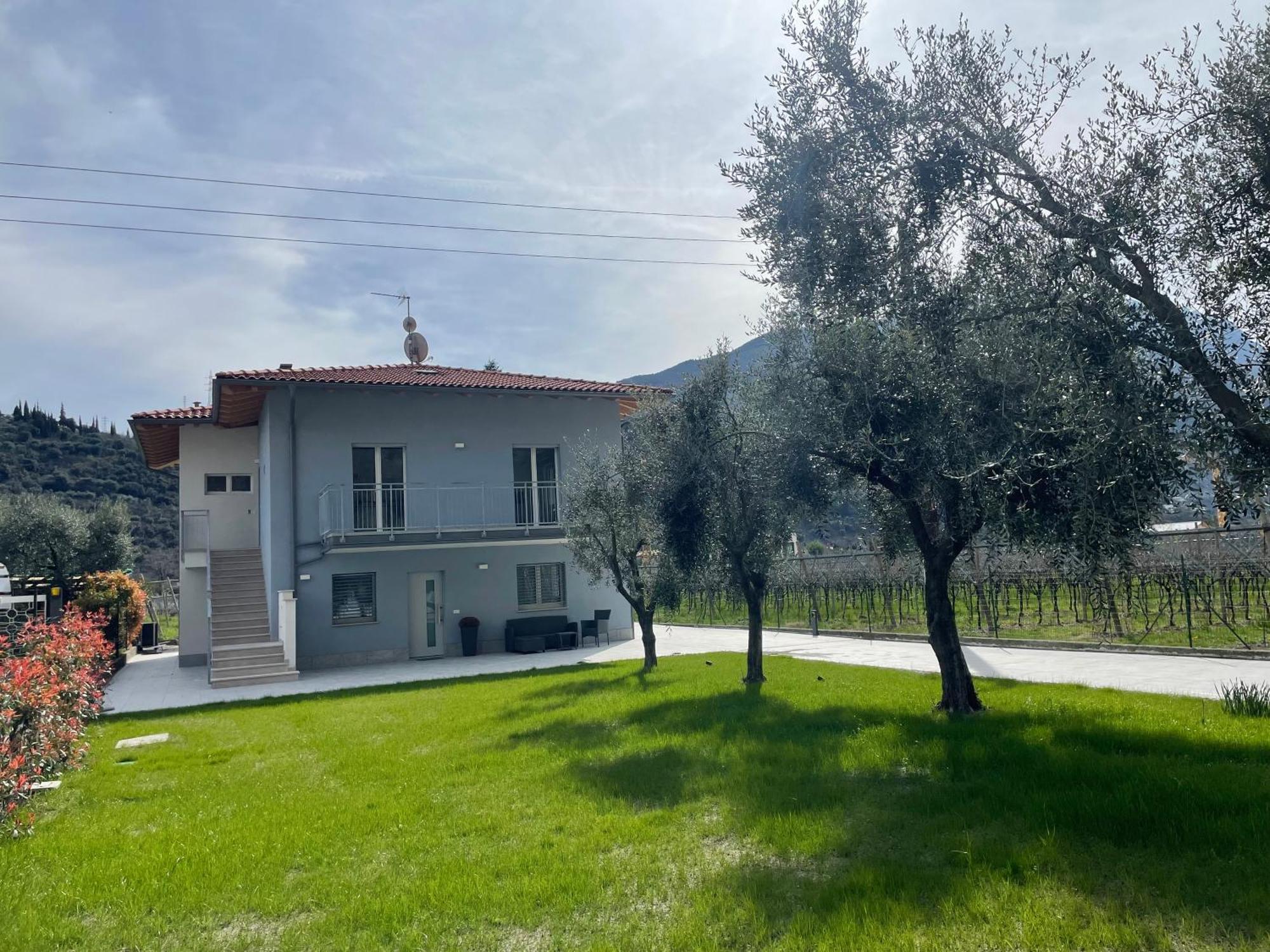 Bed and Breakfast Lotus Garda Riva del Garda Esterno foto